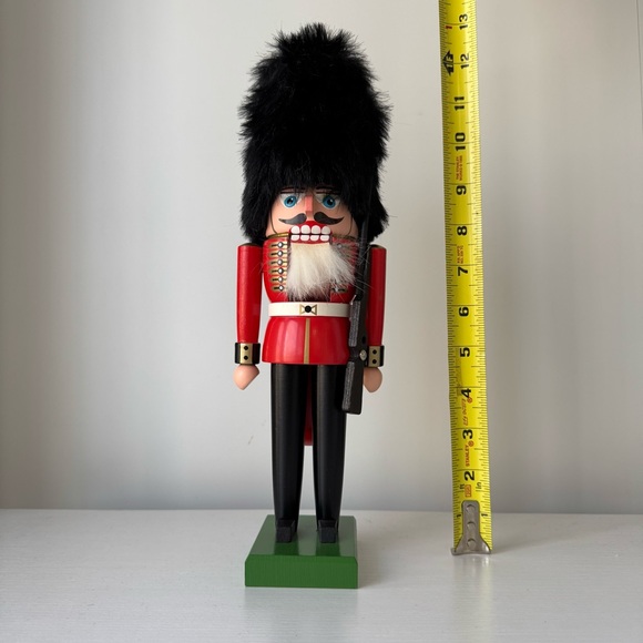 Classic Red and Black Nutcracker Soldier Figurine - Picture 3 of 9